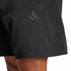adidas Streetwear< black