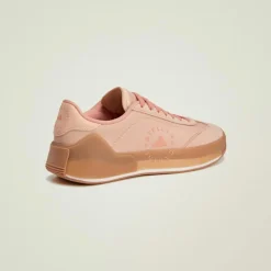 Best · by Stella McCartney Court Boost Damen Fitnessschuhe