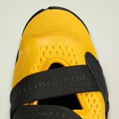 adidas Fitnessschuhe<· by Stella McCartney Sportswear X Bold Gold / Legend Ink / Core Black