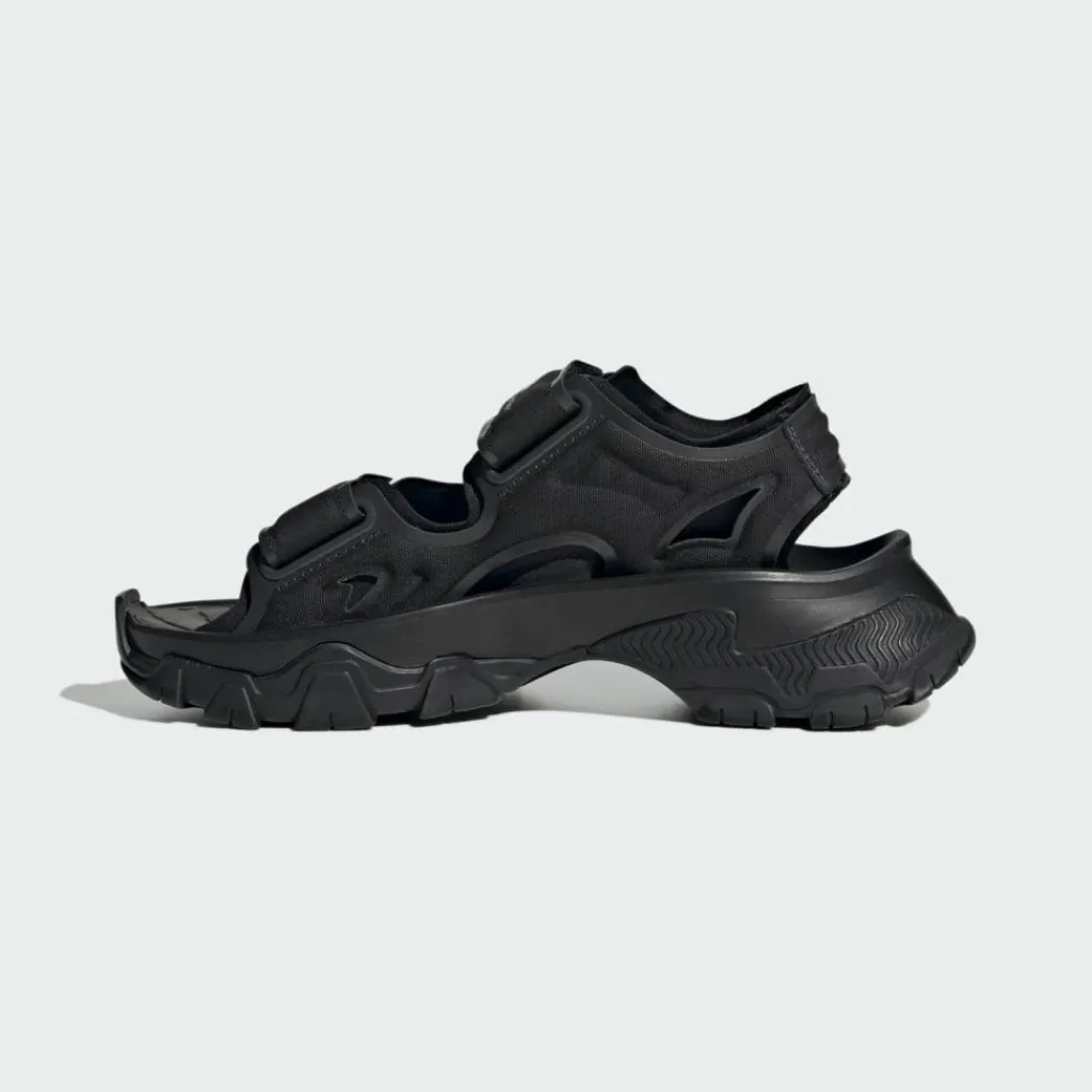 adidas Wanderschuhe<· by Stella McCartney Hika Outdoor Core Black / Core Black / Utility Black