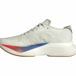 adidas Laufschuhe<· ADIZERO BOSTON 12 core white-matte silver-pure ruby