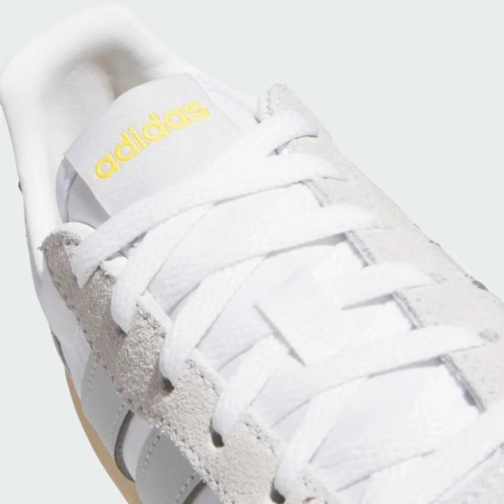 adidas Sneaker<· Barreda Decode Manchester United Kids Cloud White / Light Solid Grey / Gum