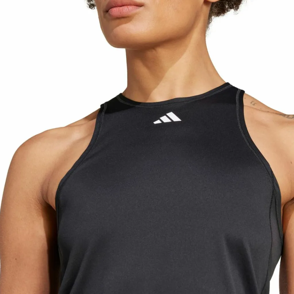 adidas Tennis<· Club black