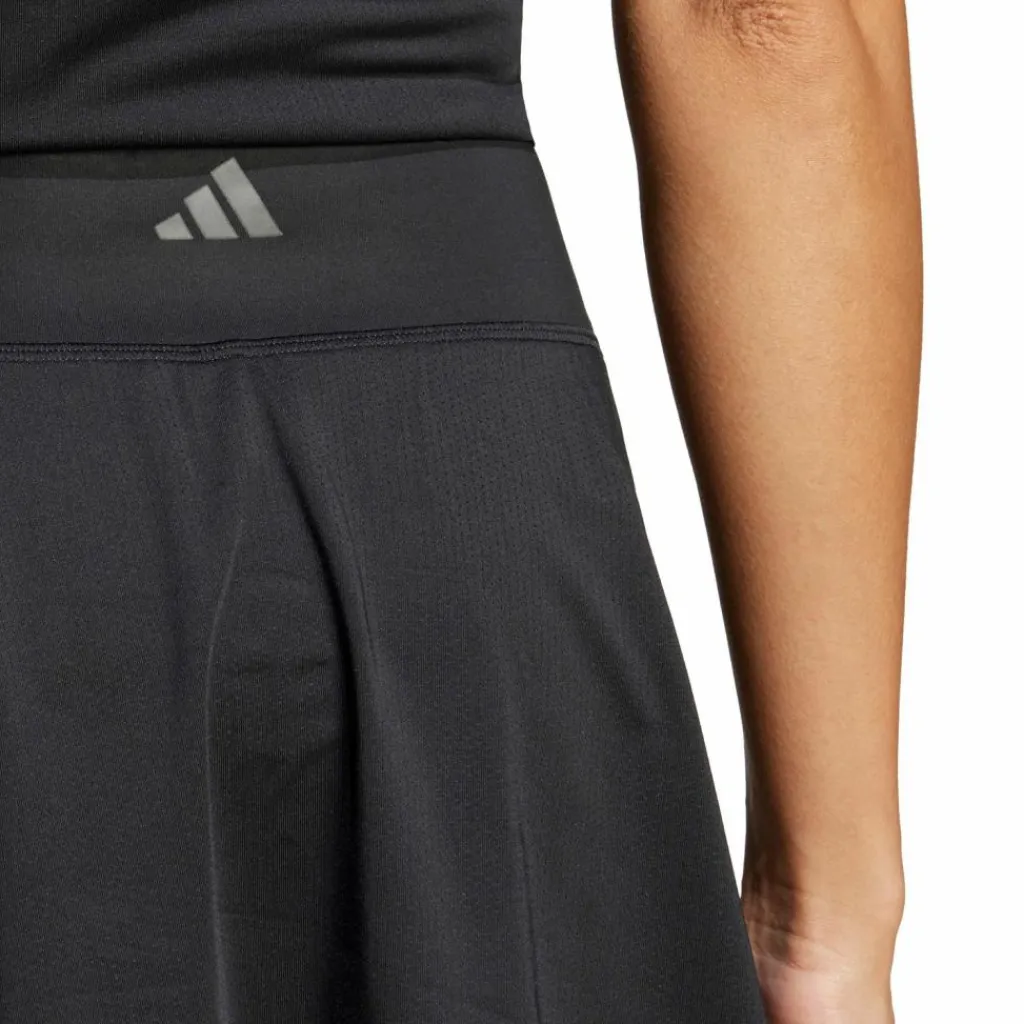 adidas Tennis|Tennis<· CLUB black