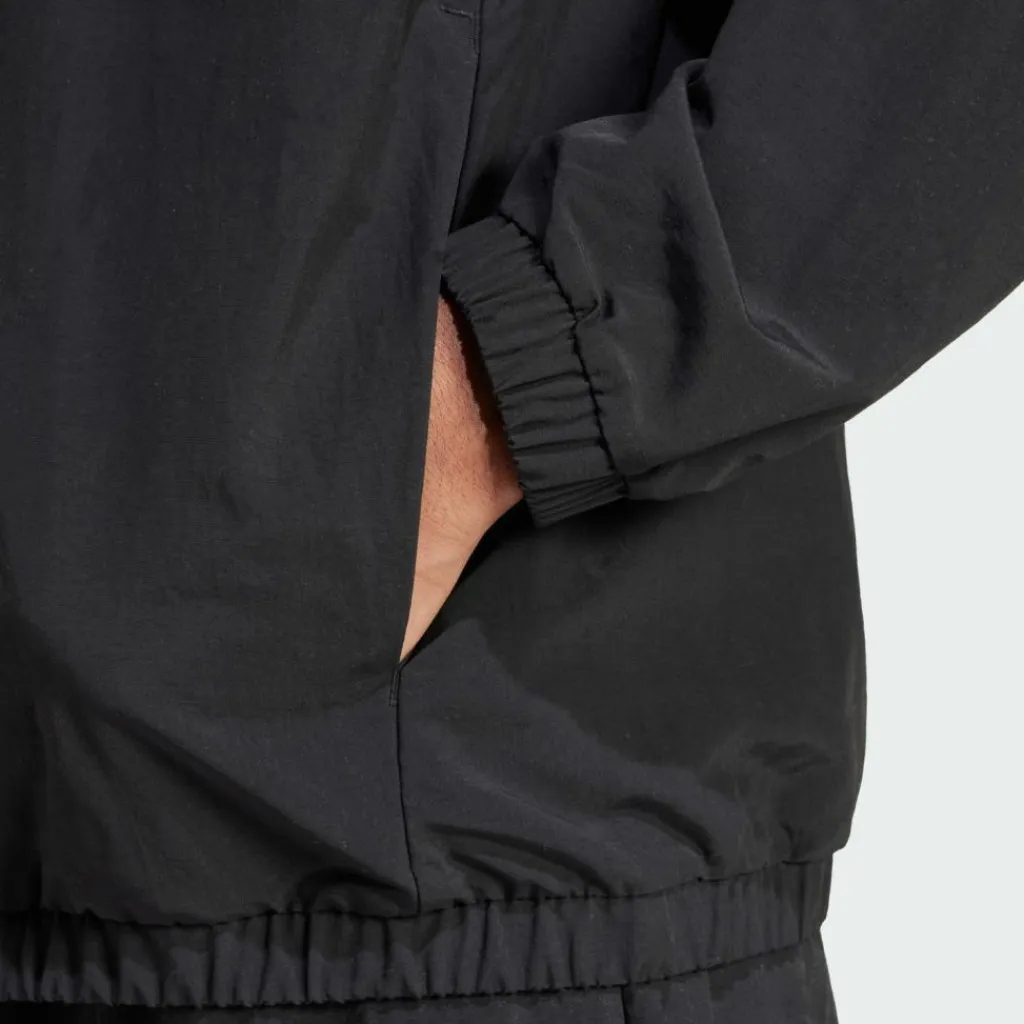 Sale · Essential Windbreaker mit kleinem Logo Herren Übergangsjacken