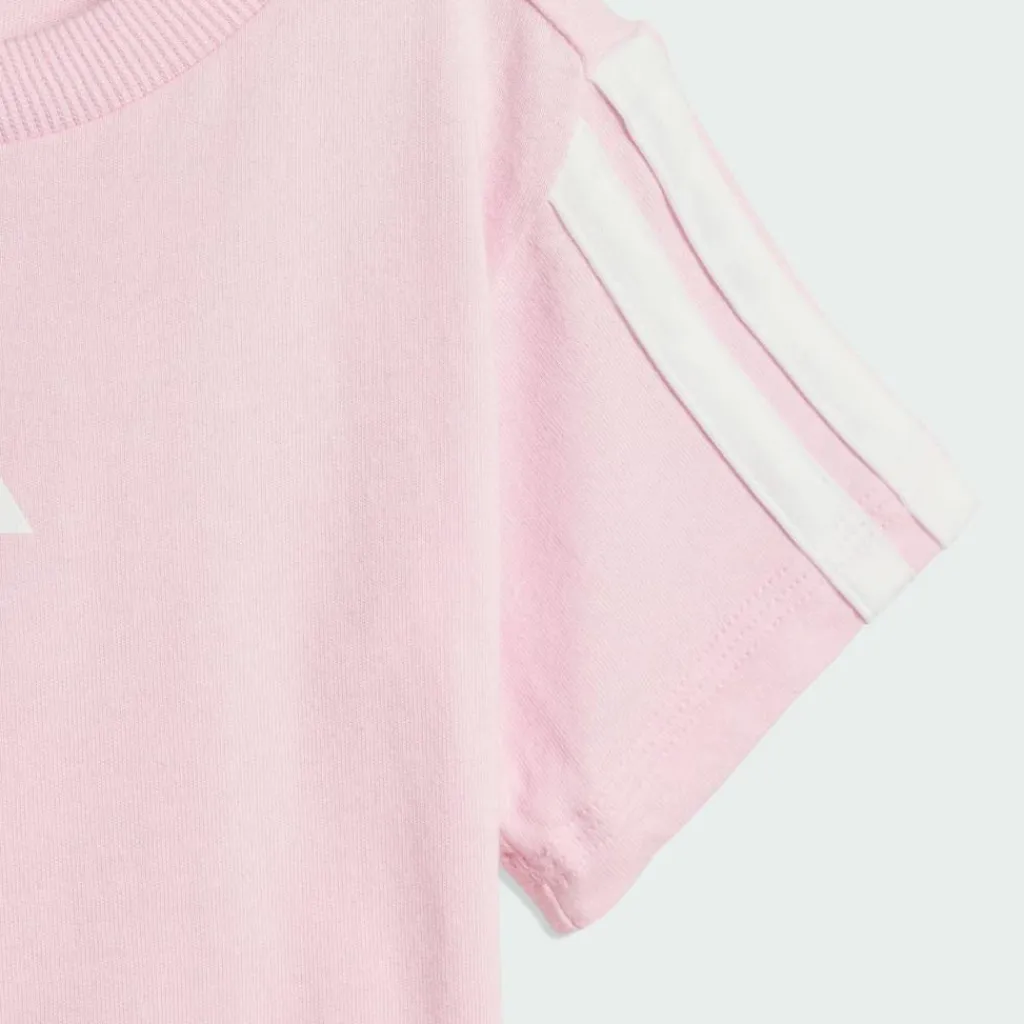 Sale · Essentials Kids T-Shirt-Set Kinder Trainingsanzüge
