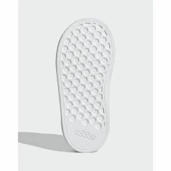adidas Sneaker<· Grand Court Lifestyle Court Hook and Cloud White / Iridescent / Cloud White