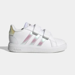 adidas Sneaker<· Grand Court Lifestyle Court Hook and Cloud White / Iridescent / Cloud White