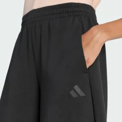 adidas Shorts<· LANGE FUTURE ICONS-3-STREIFEN-SHORTS Black / Black