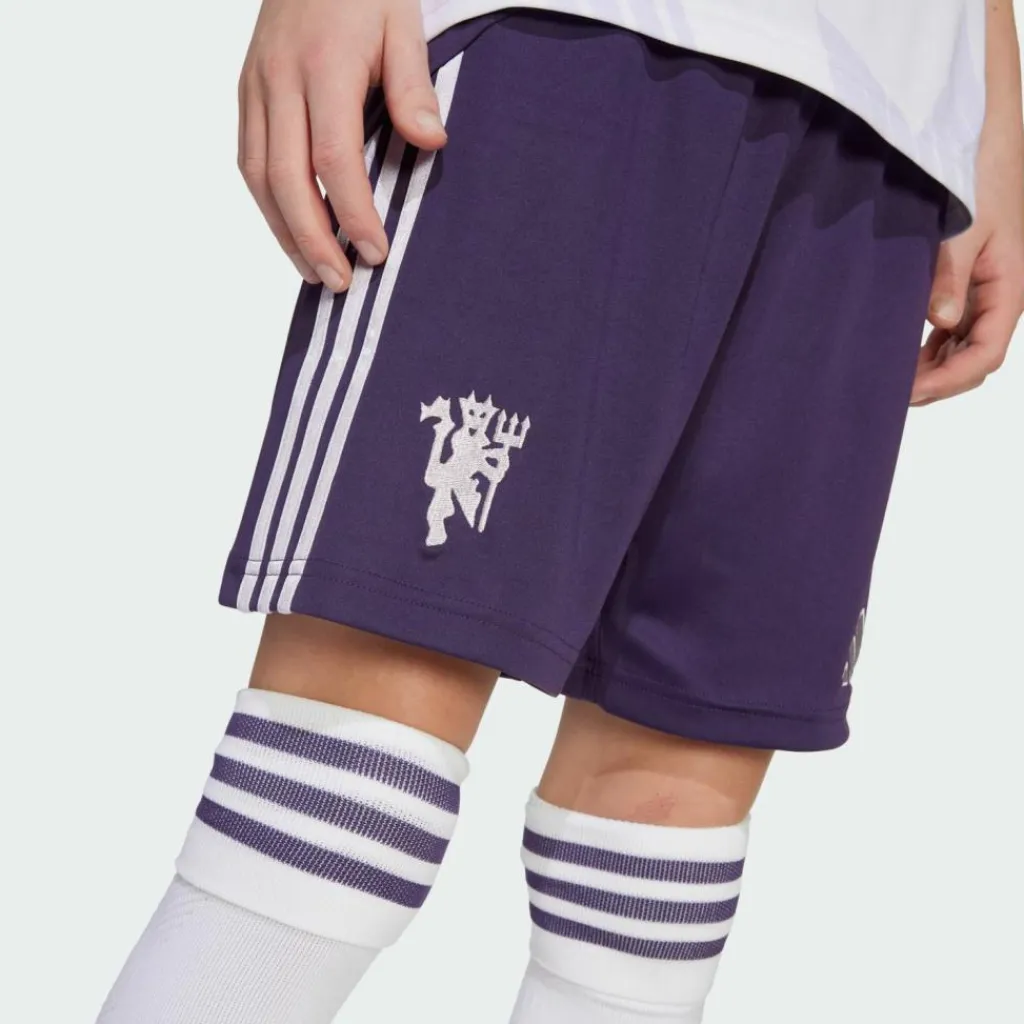 Online · Manchester United 25/26 Kids Kinder Shorts