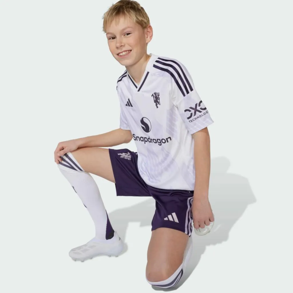 Online · Manchester United 25/26 Kids Kinder Shorts
