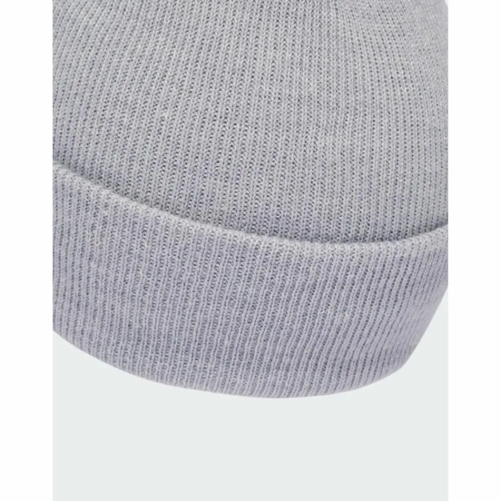 adidas Skateboarding<· New Logo Beanie Cuff Light Grey Heather / White