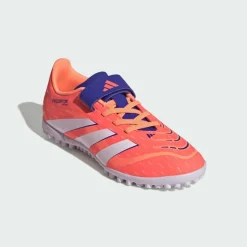 adidas Fußballschuhe<· Predator Club Kids Fußballschuh, Signal Coral / Cloud White / Beam Orange