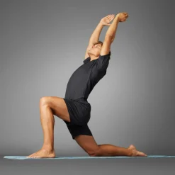 adidas Yoga<· PUREMOTION black