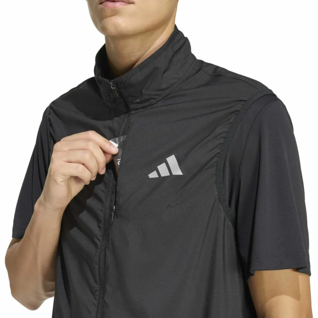 adidas Jacken<· Run Ess black
