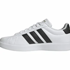 adidas Streetwear|Streetwear<· STREETTALK ftwwht-cblack-goldmt