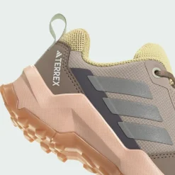adidas Wandern|Wanderschuhe<· Terrex Ax4r Wanderschuh Gum / Semi Impact Orange / Wonder Taupe
