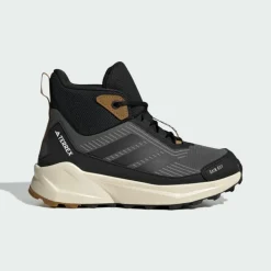 adidas Winterschuhe|Boots & Stiefel<· Terrex Trailmaker 2 Mid Rain.Rdy Grey Six / Core Black / Bronze Strata