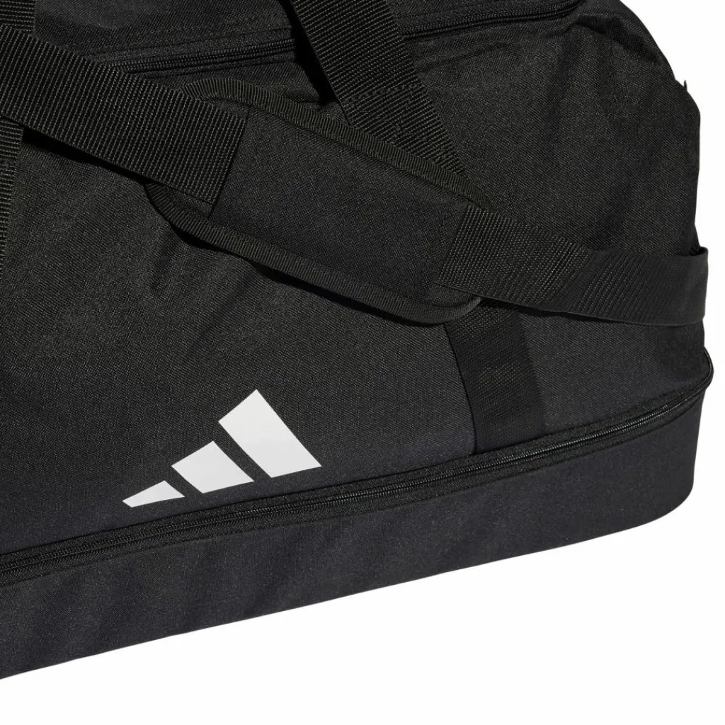 Hot · Tiro L Sporttaschen