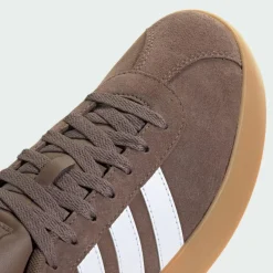 adidas Sneaker<· VL Court 3.0 Schuh Earth Strata / Cloud White / Gold Metallic