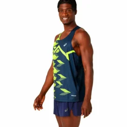 Sale · LIGHT Herren Tops & Tanks