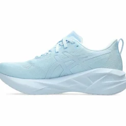 Outlet · NOVABLAST 5 LITE-SHOW Damen Laufschuhe