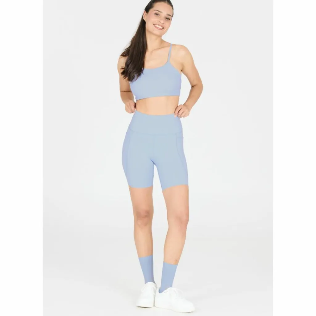 Online · Aliya Damen Yoga|Yoga