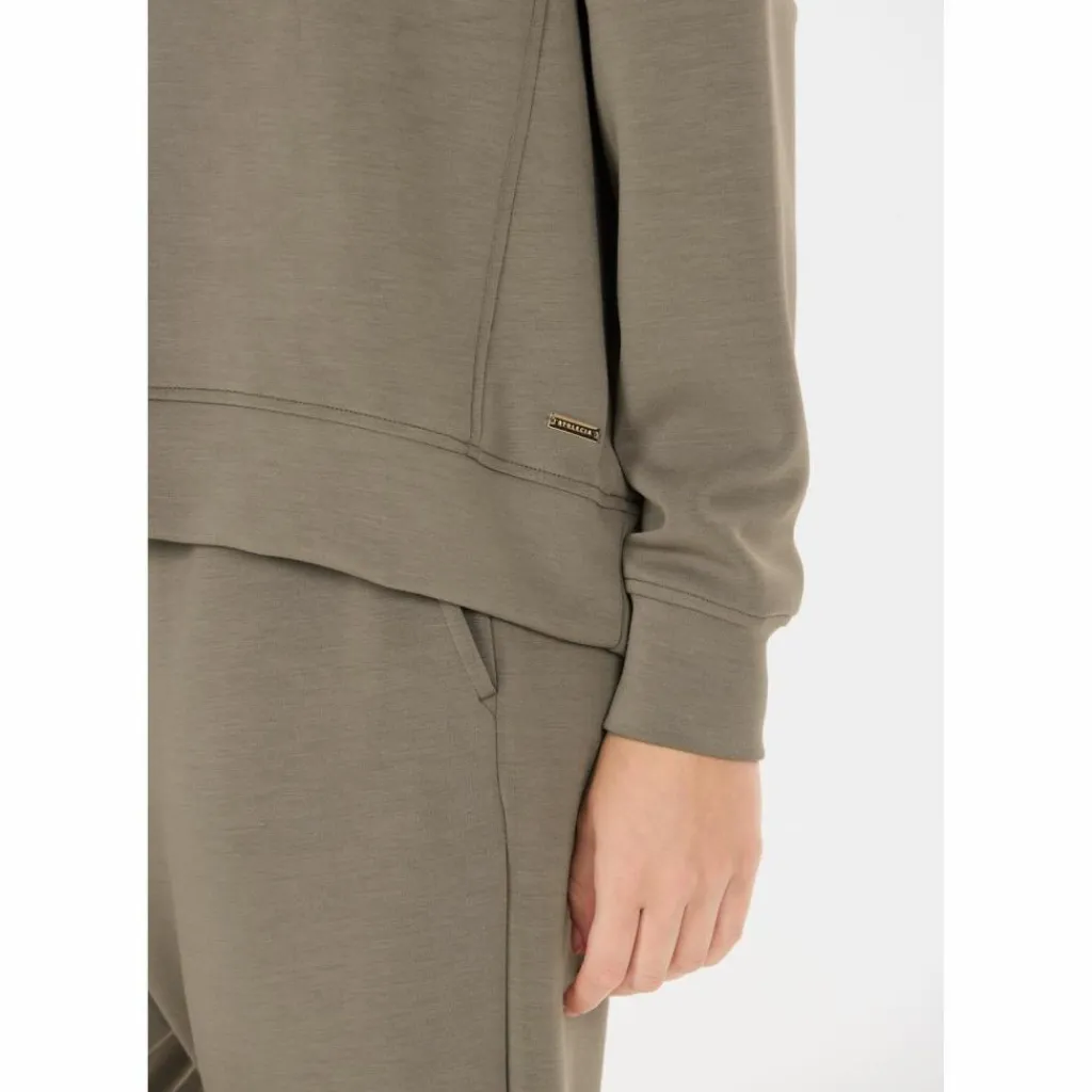 · Jacey Damen Pullover & Sweats