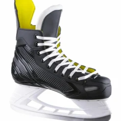 Discount · Supreme S23 Eislaufen