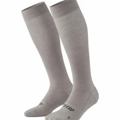 CEP Socken<· KNEE HIGH FLIGHT KOMPRESSION light grey