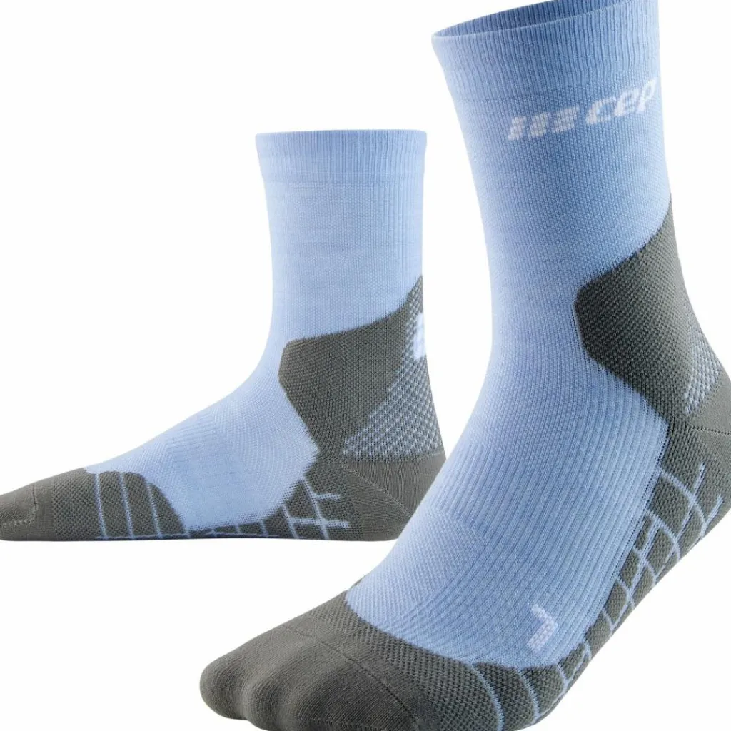 CEP Socken<· LIGHT MERINO HIKING COMPRESSION SOCKS light blue