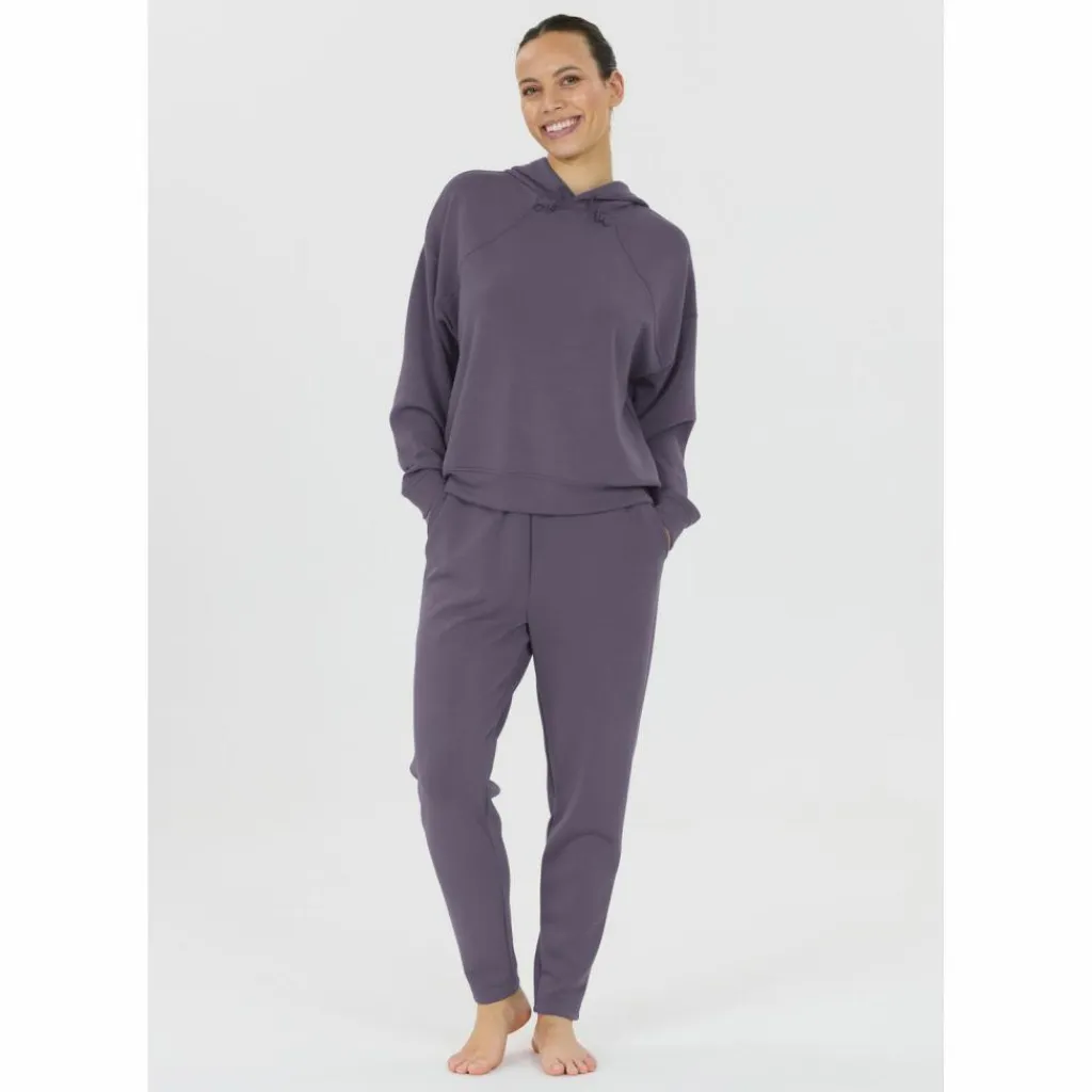 Endurance Yoga|Yoga<· Jade 4371 Graystone