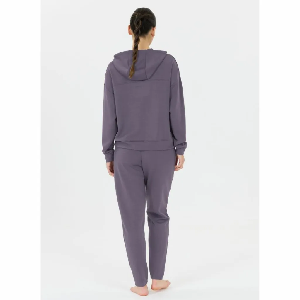 Endurance Yoga|Yoga<· Jade 4371 Graystone