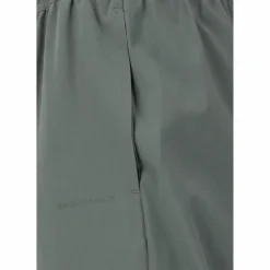 Endurance Training<· Jeen 3058 Balsam Green