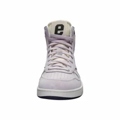 ethletic Skateboarding<· Carl
