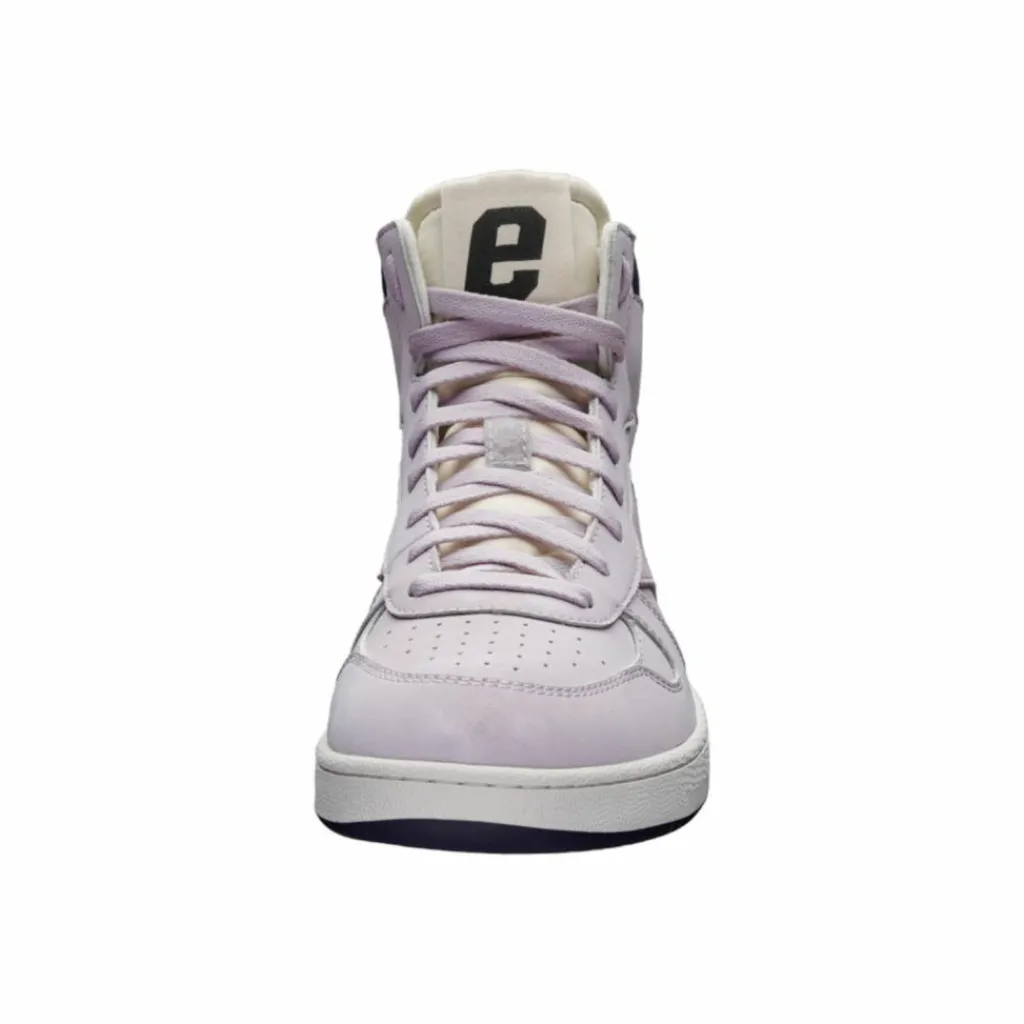 ethletic Skateboarding<· Carl