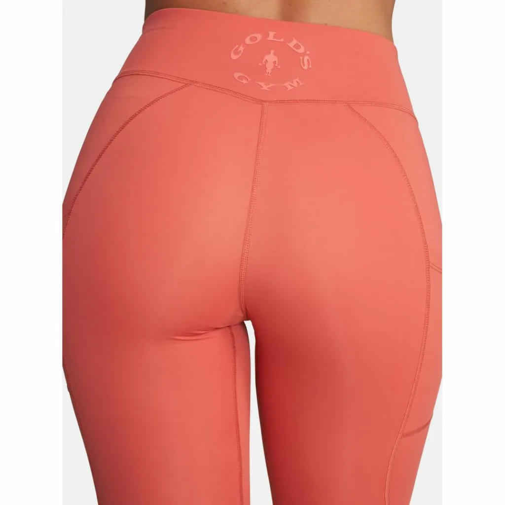 Gold's Gym Klettern & Bouldern|Klettern<· BROOKE astro dust