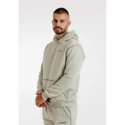 Kleinigkeit Loungewear<· Wladimir Stitchko sage