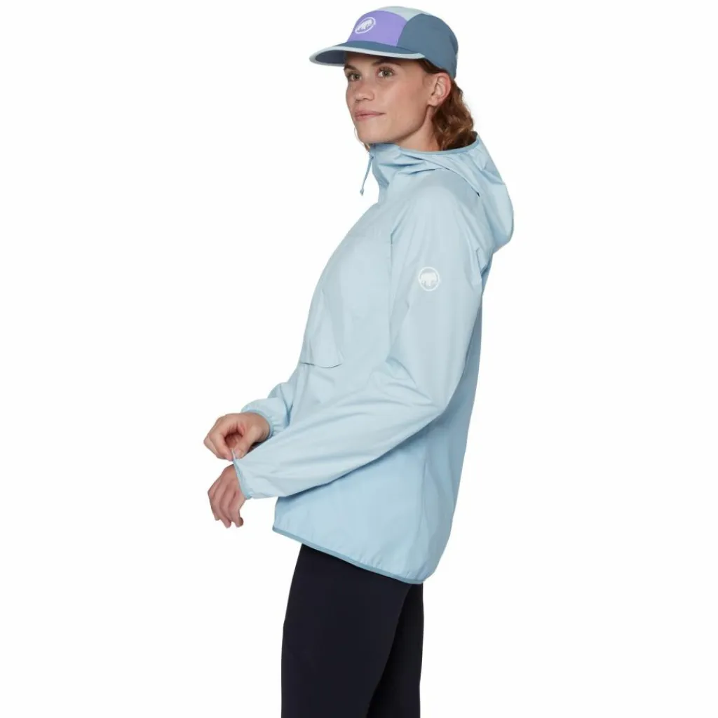 Mammut Klettern|Trailrunning< nebla