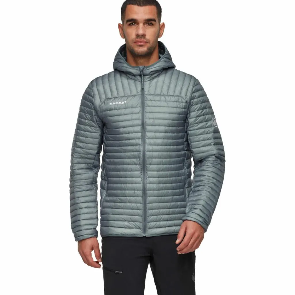 Mammut Winterjacken<· Broad Peak Light strata