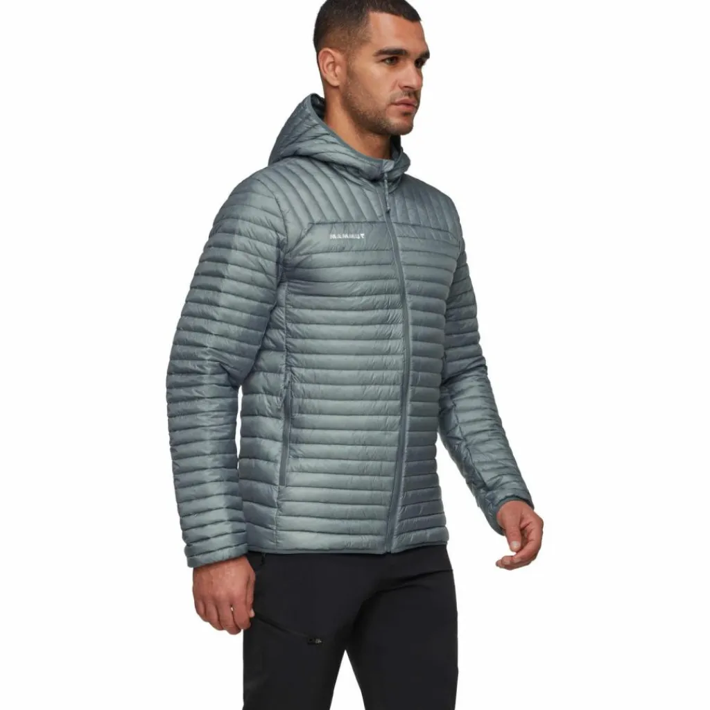Mammut Winterjacken<· Broad Peak Light strata