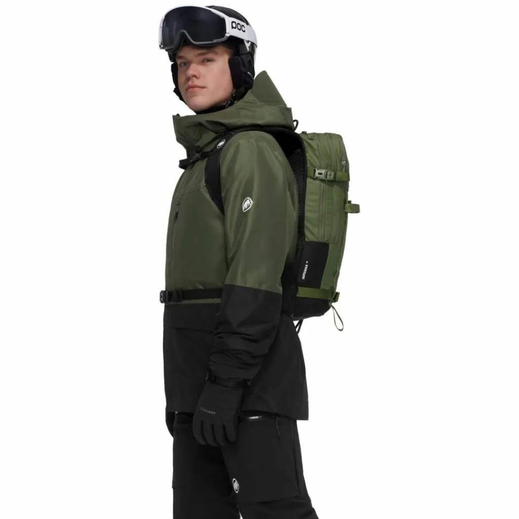 Mammut Skirucksäcke<· Nirvana 18 marsh-black