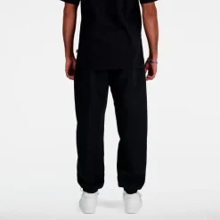 NEW BALANCE Streetwear|Hosen<· Sport Essentials black