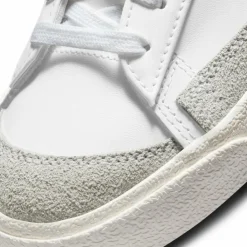 Outlet · Blazer ´77 Damen Sneaker