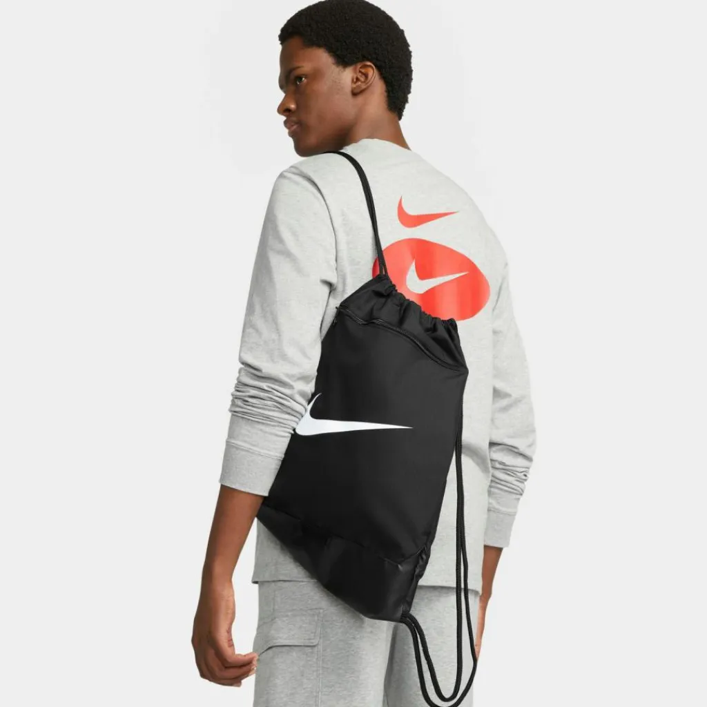 Nike Sporttaschen|Taschen<· Brasilia-Draqstring-18L black-black-white