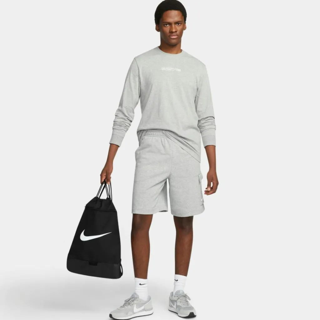 Nike Sporttaschen|Taschen<· Brasilia-Draqstring-18L black-black-white