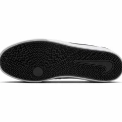 Nike Streetwear|Sneaker<· Charge Suede black-white-black