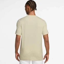 Nike Shirts<· Club lt khaki