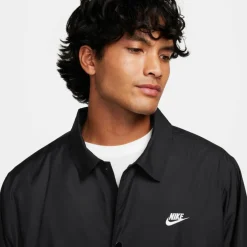 Nike Übergangsjacken<· Club Coaches black-white
