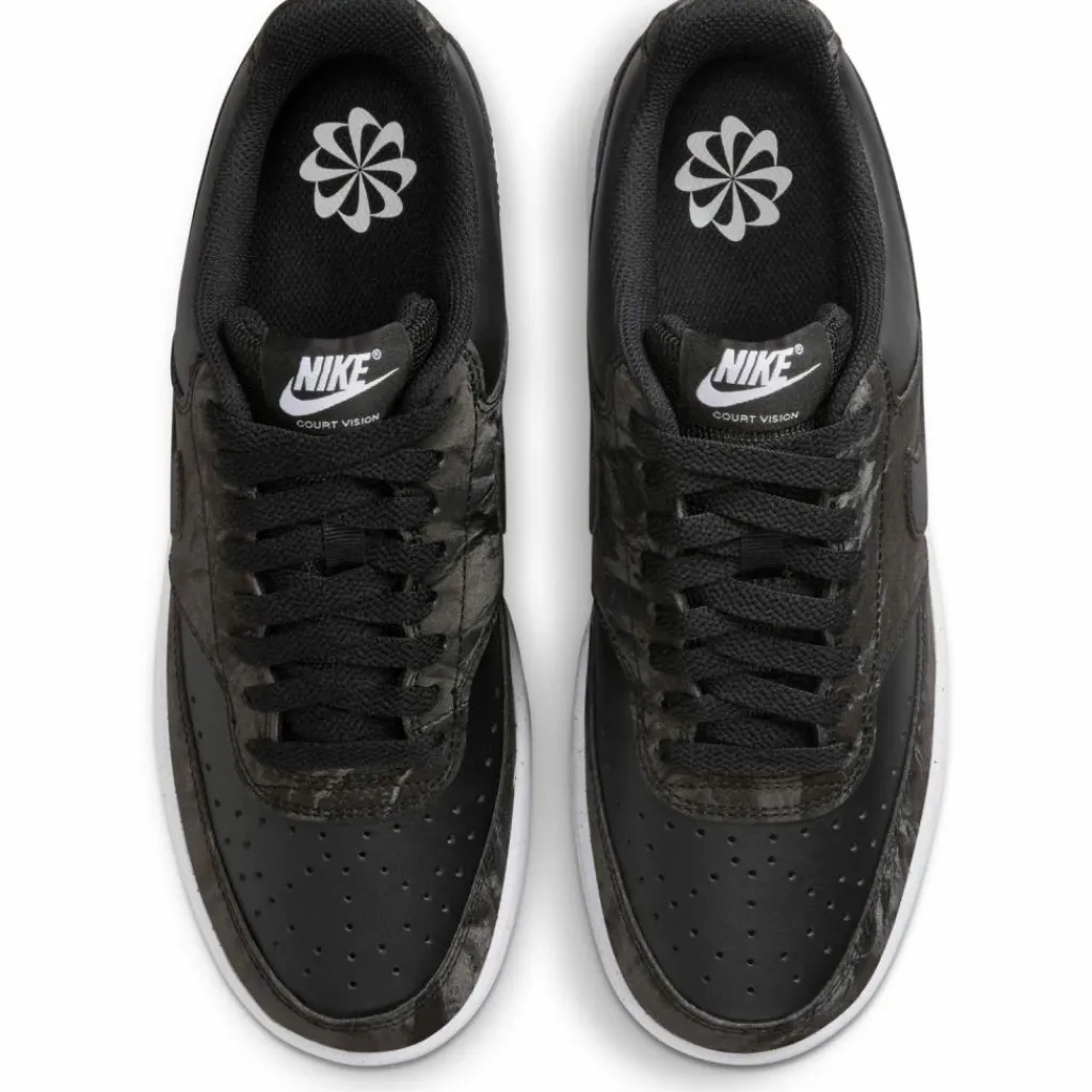 Nike Sneaker<· Court Vision black-black-white